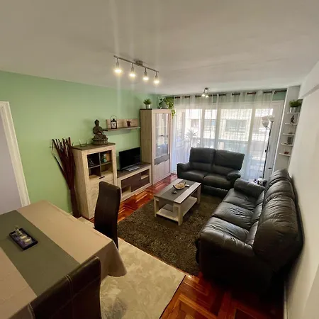 Piso Centrico Zona Vialia * فيجو